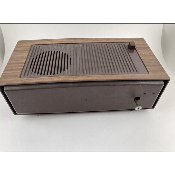 Vintage General Electric Alarm Clock Radio C-555A Retro Wood Mid Mod NOT WORKING - Picture 7 of 11